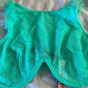 VS bralette mint green 32 D